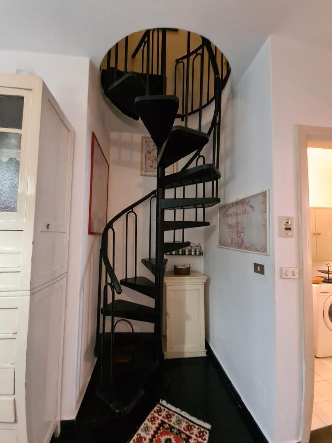 Mansarda A Finalborgo - Fascino E Tradizione Lägenhet Finale Ligure Exteriör bild